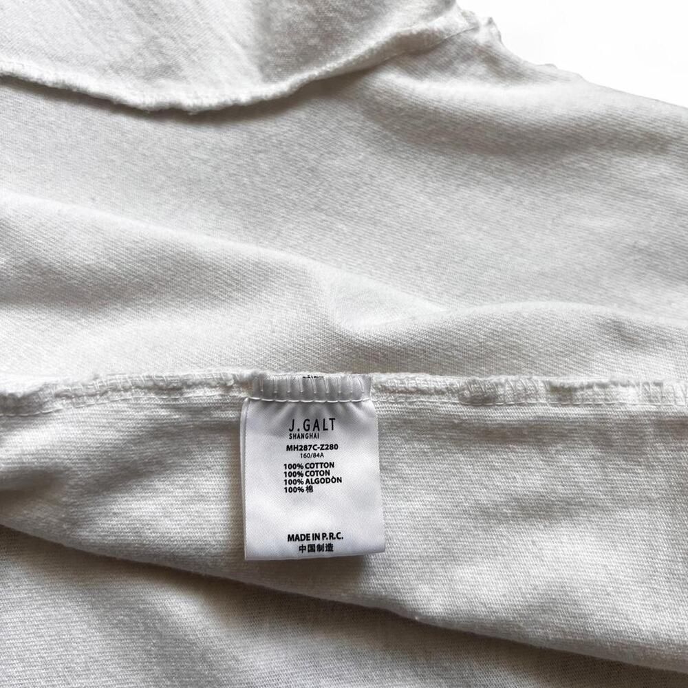 Brandy Melville White Cropped Oversized Graphic Tee - Picture 4 of 4